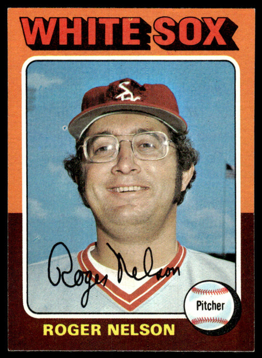 1975 Topps Baseball #572 - Roger Nelson - NM