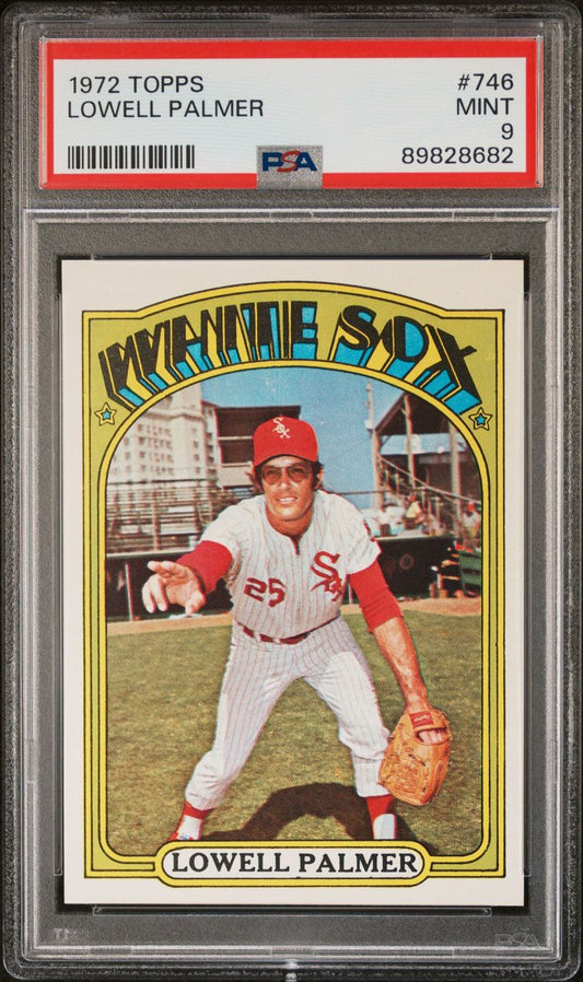 1972 Topps Baseball #746 - Lowell Palmer - PSA 9 - MINT