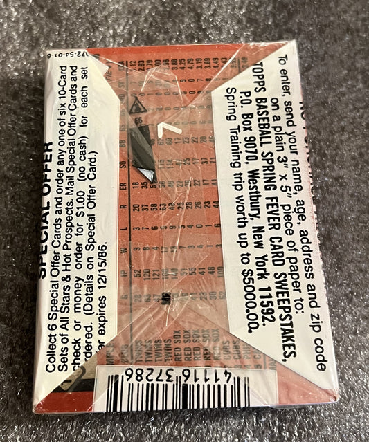 1986 Topps Baseball - Unopened Cello Pack - Robin Yount - 28 Cards