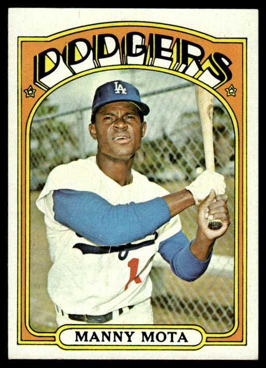 1972 Topps Baseball #596 - Manny Mota - NM