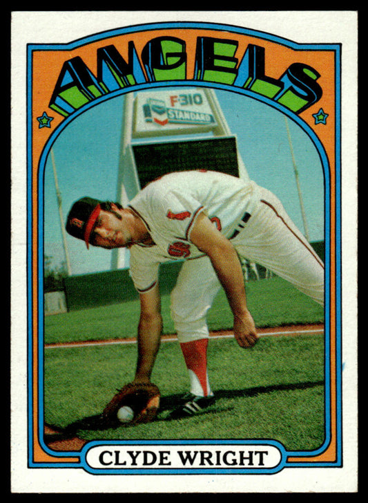 1972 Topps Baseball #55 - Clyde Wright - EXMT